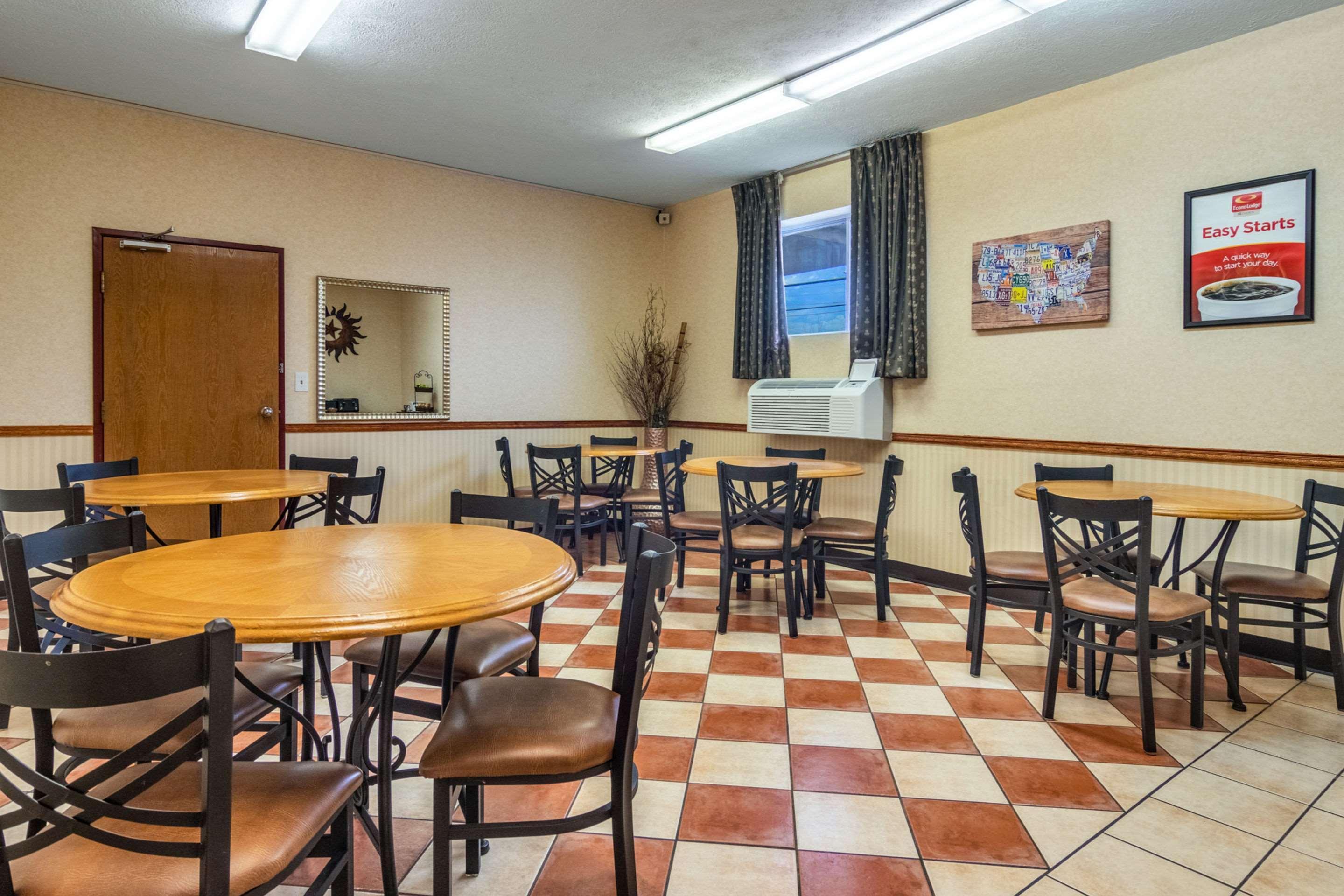 Econo Lodge Kent Eksteriør bilde
