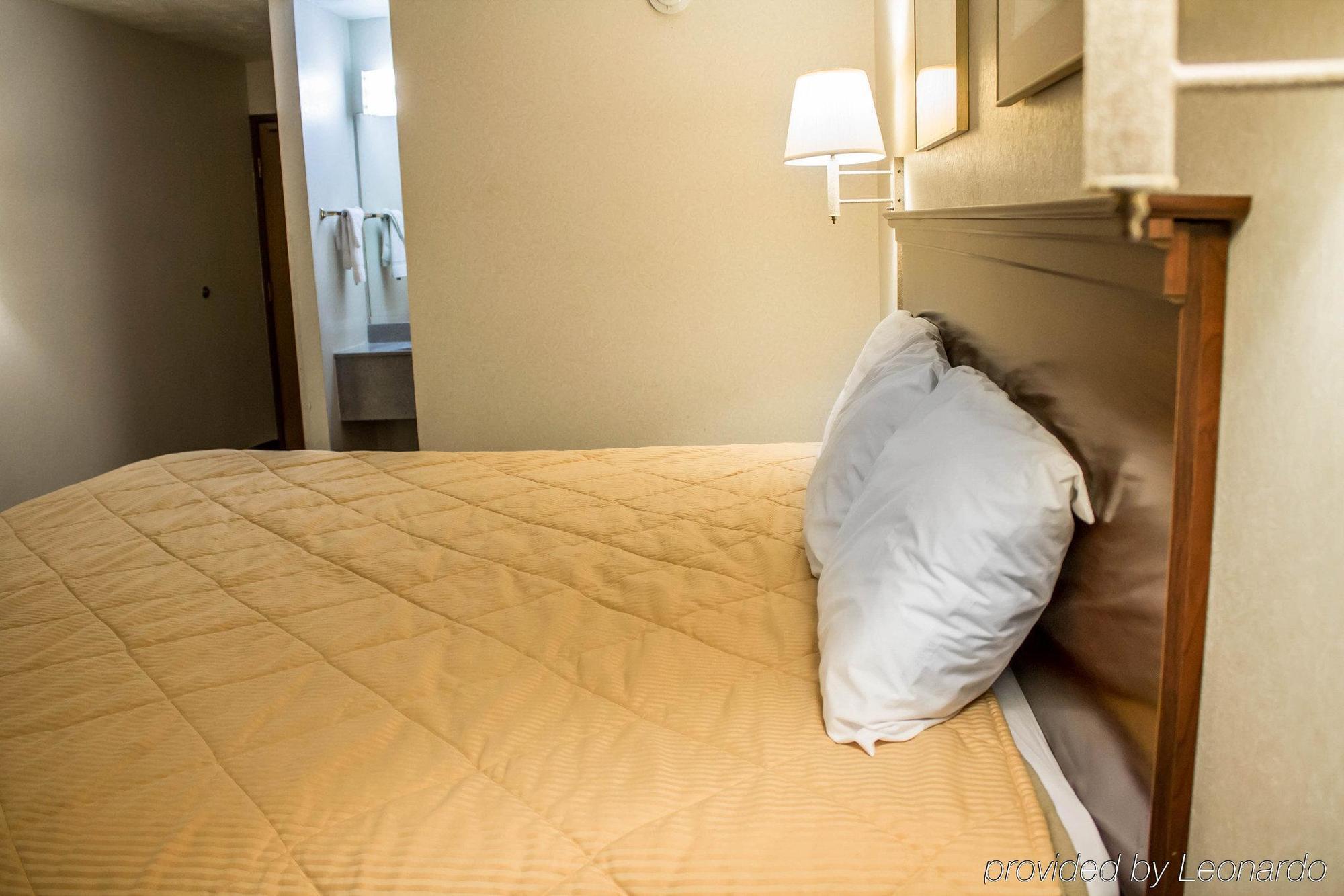 Econo Lodge Kent Eksteriør bilde