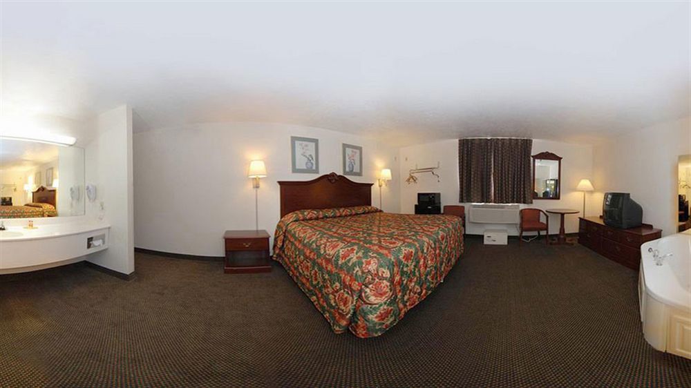 Econo Lodge Kent Eksteriør bilde
