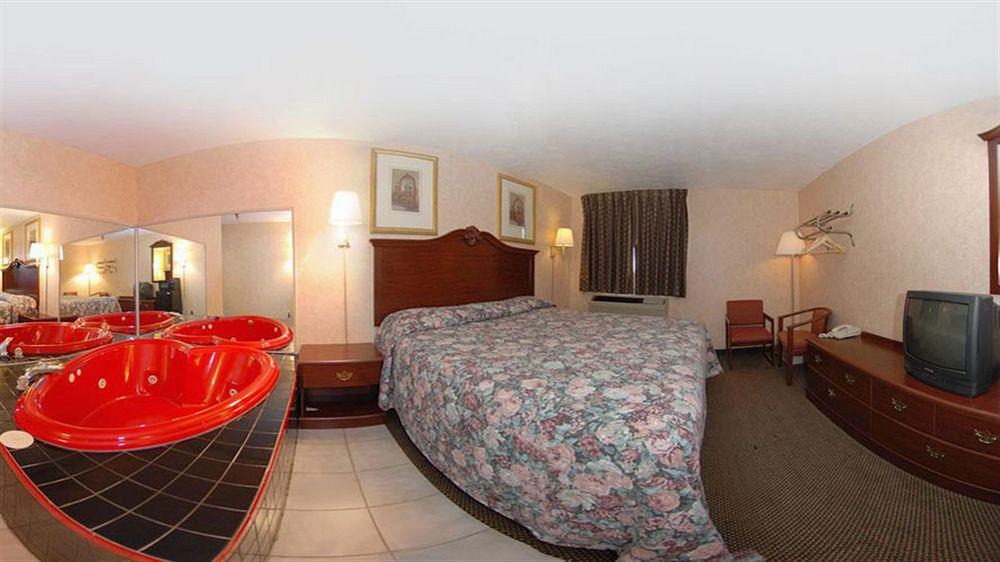 Econo Lodge Kent Eksteriør bilde